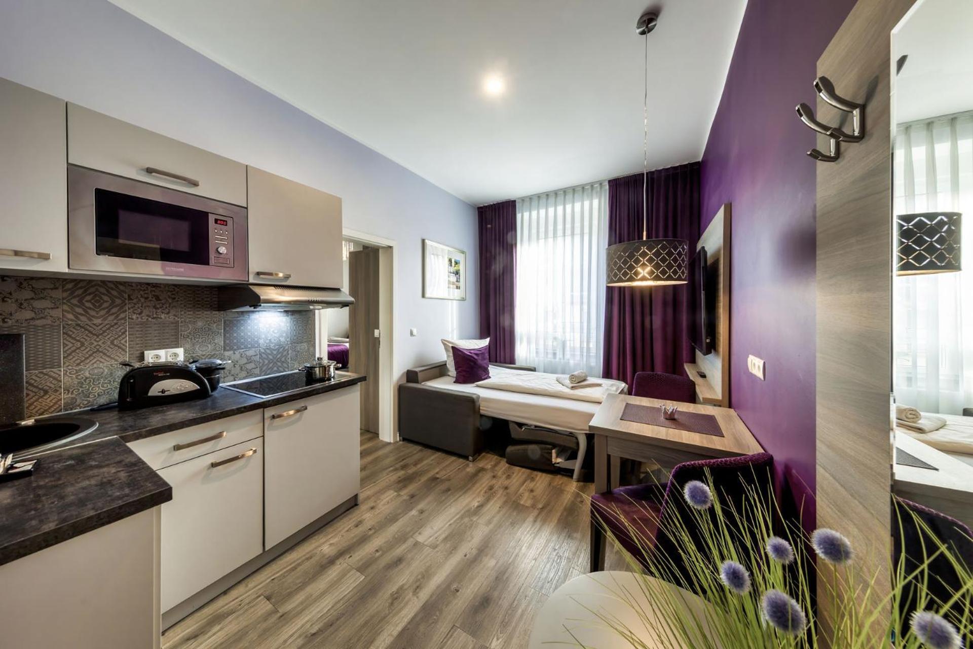 Apartmenthaus Burgenheimat In Rhens Bei Koblenz Esterno foto