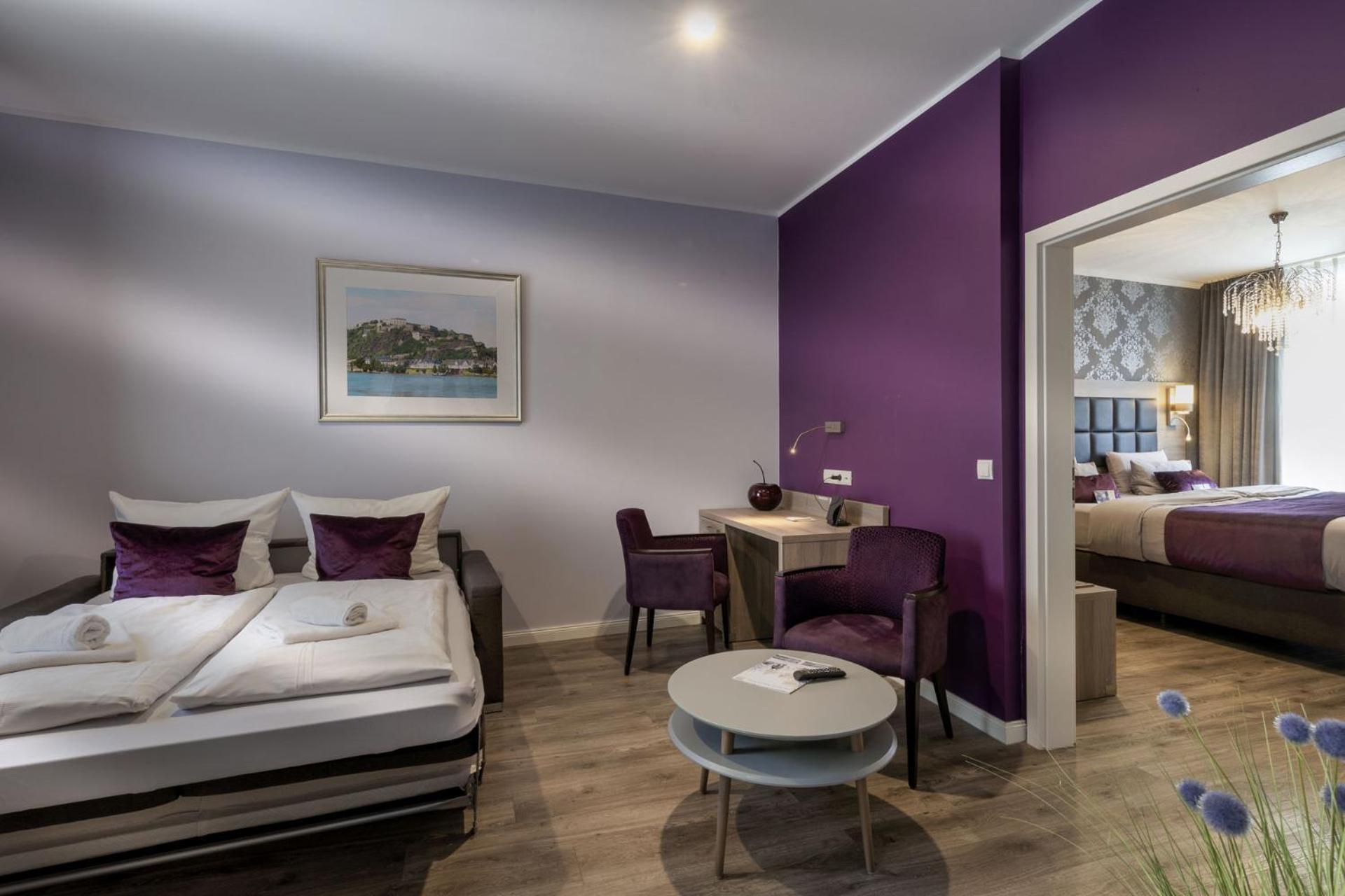 Apartmenthaus Burgenheimat In Rhens Bei Koblenz Esterno foto
