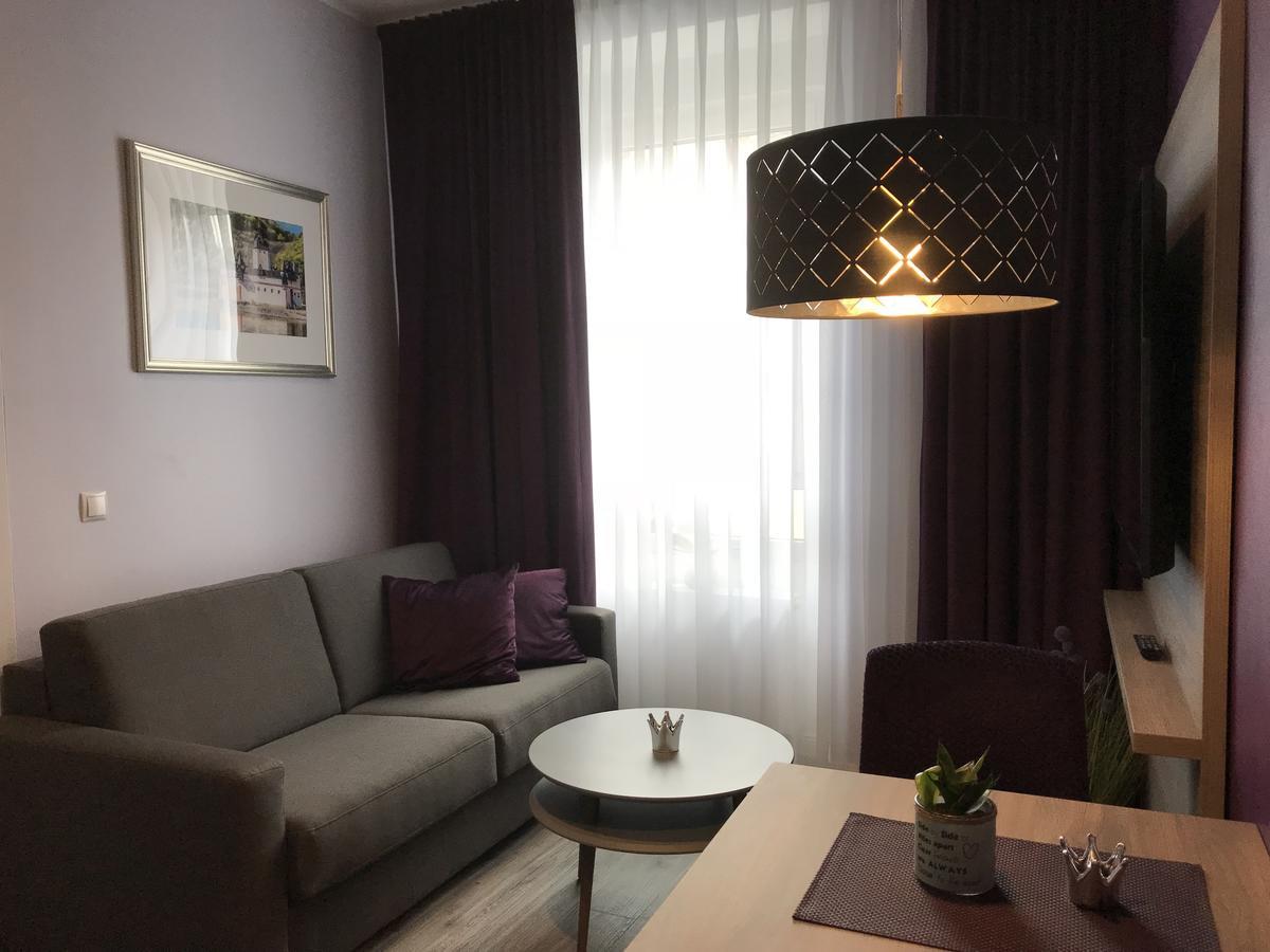 Apartmenthaus Burgenheimat In Rhens Bei Koblenz Esterno foto
