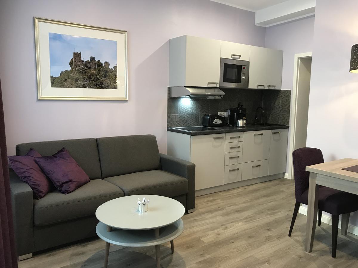 Apartmenthaus Burgenheimat In Rhens Bei Koblenz Esterno foto
