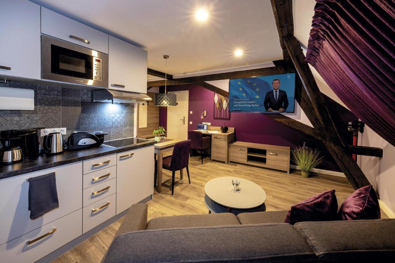 Apartmenthaus Burgenheimat In Rhens Bei Koblenz Esterno foto