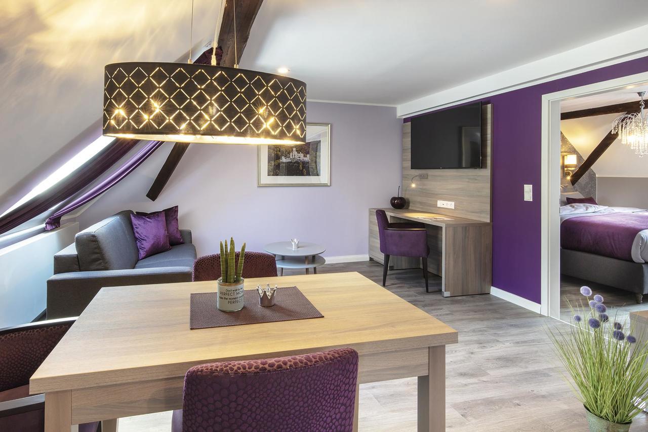 Apartmenthaus Burgenheimat In Rhens Bei Koblenz Esterno foto